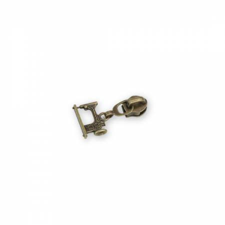 Sallie Tomato - Zipper Pulls