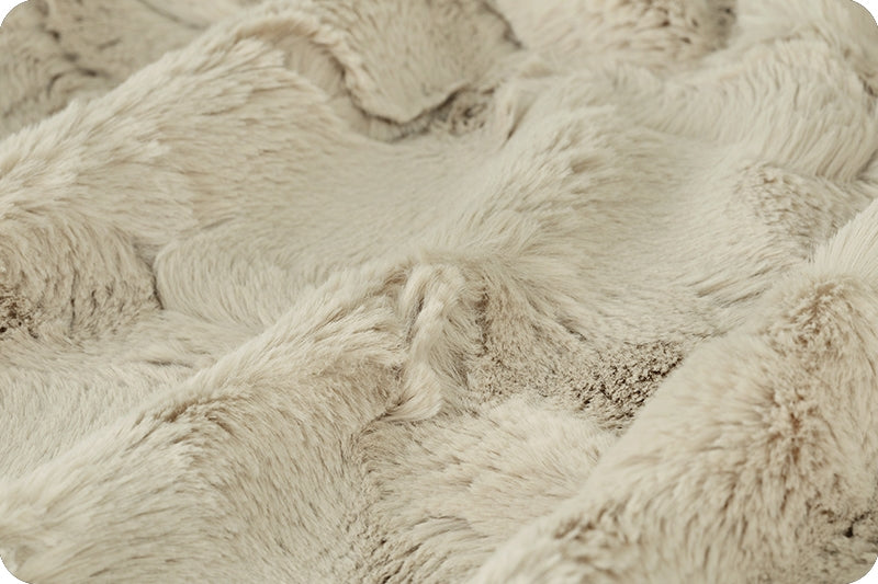 Luxe Cuddle Hide