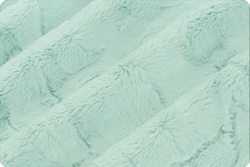 Luxe Cuddle Hide
