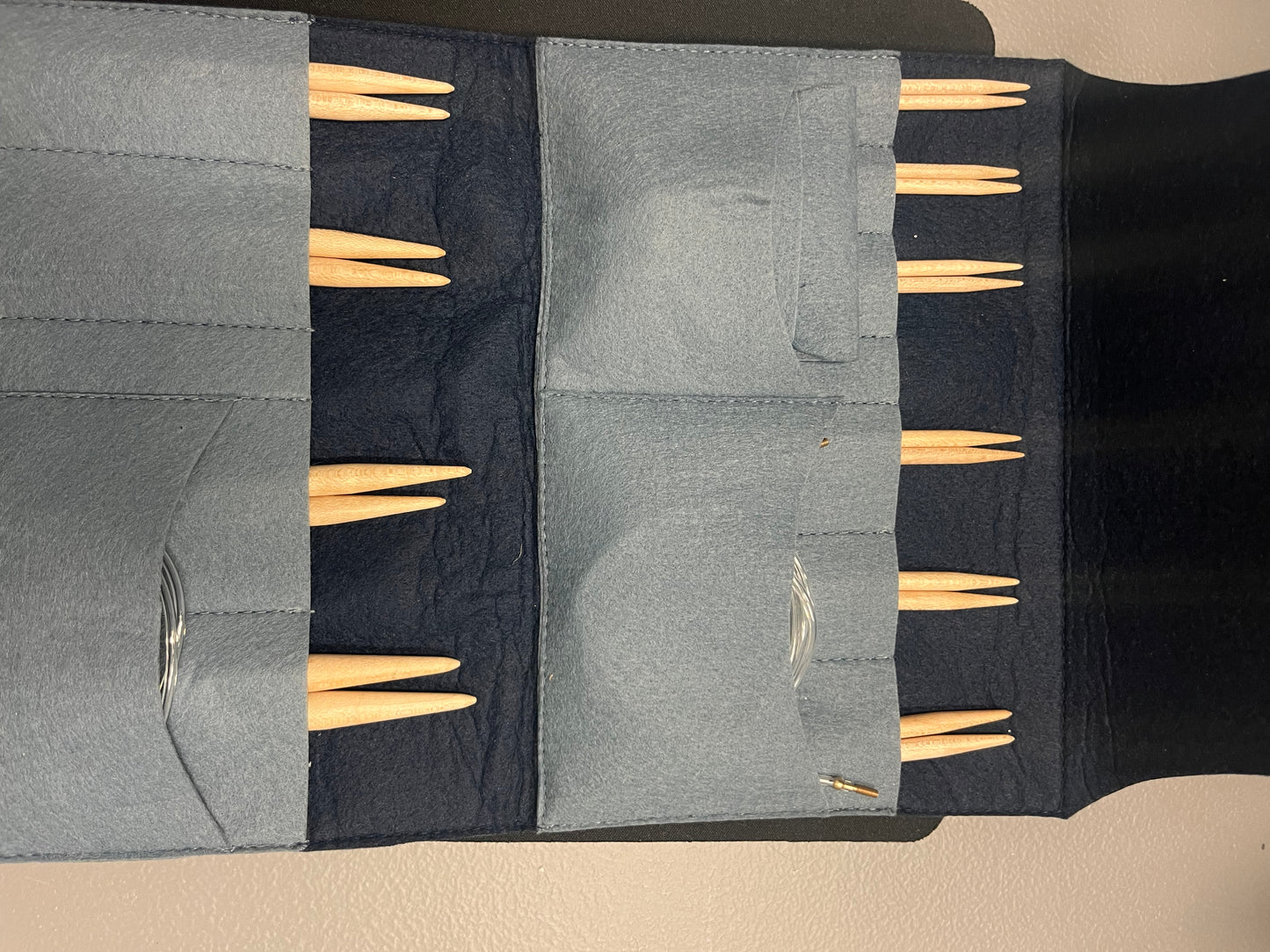 Pony - Knitting Needles