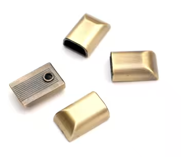 Sallie Tomato - Zipper Pulls