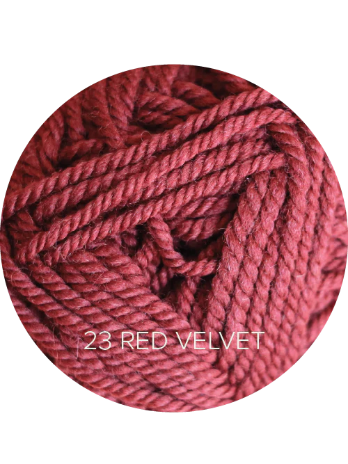 Ewe Ewe Wooly Worsted Yarn