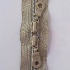 Among Brendas Quilts - Bag Zippers