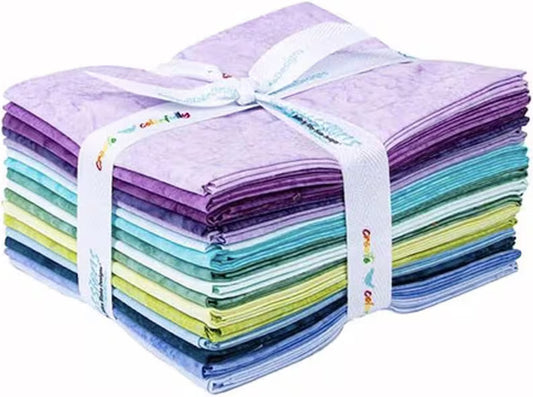 Riley Blake - Expressions Batiks Hand-Dyes - Fat Quarter Bundle